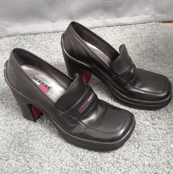 tommy hilfiger loafer pumps
